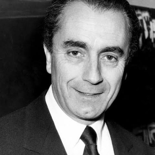 Michelangelo Antonioni, filmes de Michelangelo Antonioni, Michelangelo Antonioni filmes, filmes online de Michelangelo Antonioni, biografia de Michelangelo Antonioni, filmografia de Michelangelo Antonioni, vida de Michelangelo Antonioni, cinema livre